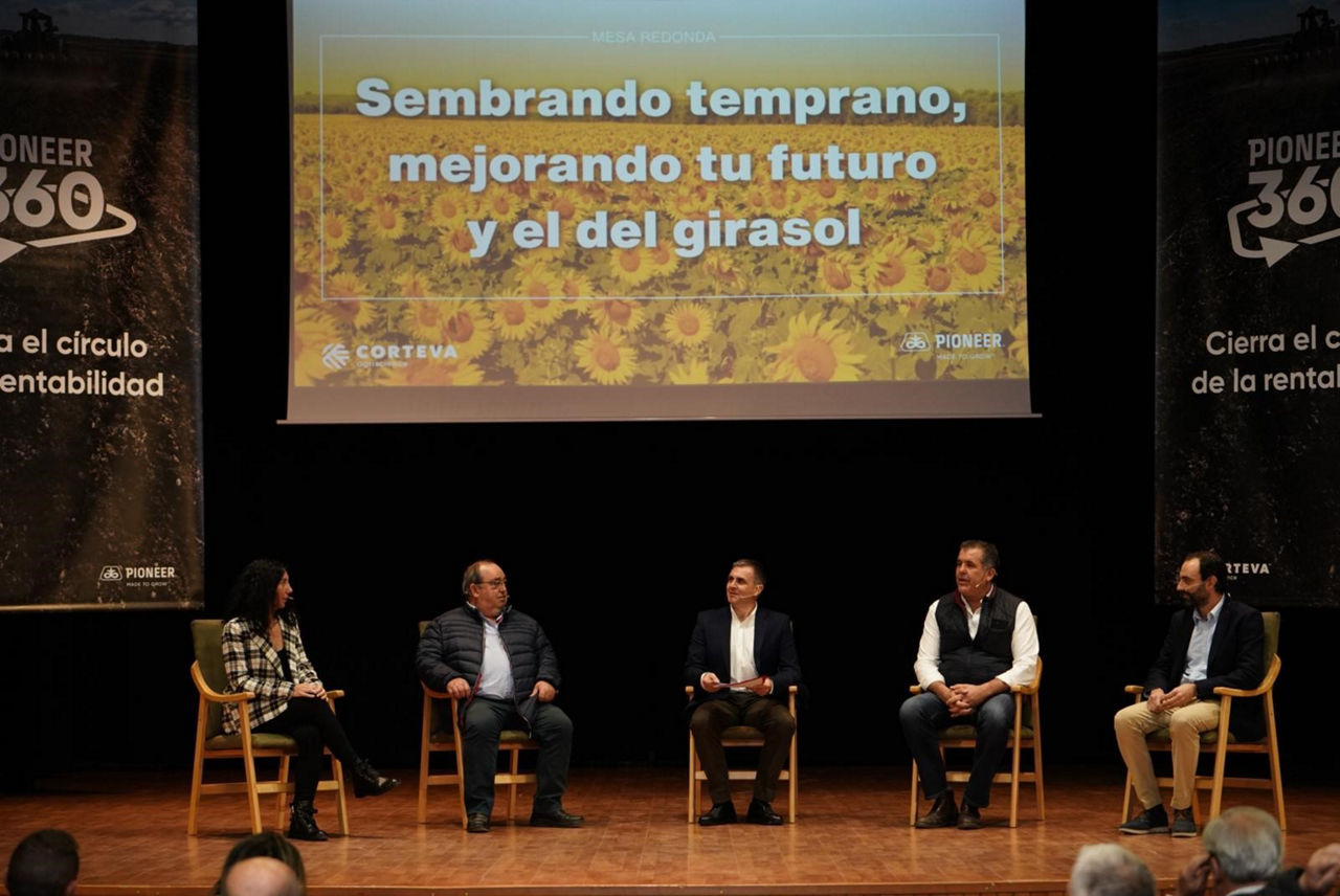 Ponentes Mesa Redonda Pioneer en Honrubia