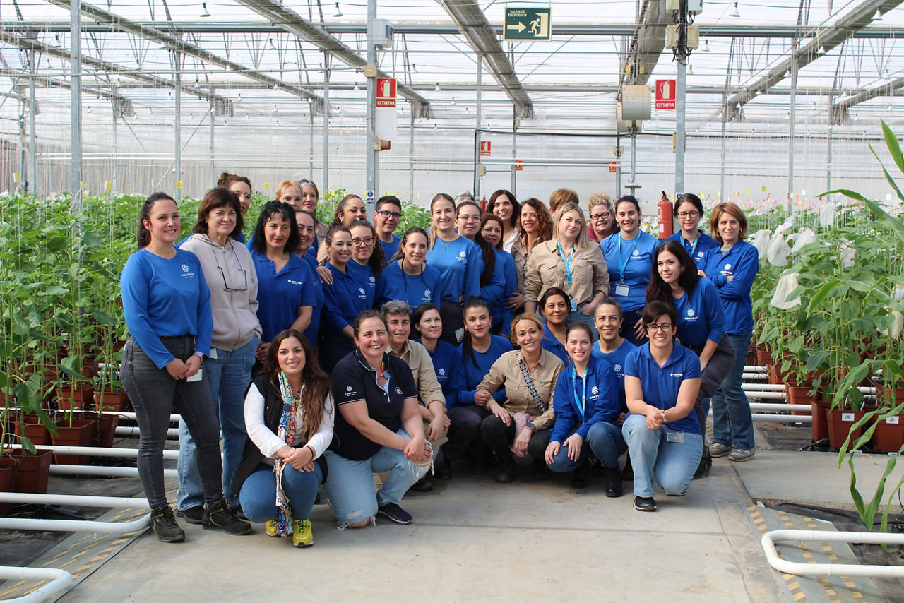 Corteva rinde homenaje a las mujeres científicas que impulsan la innovación en la agricultura