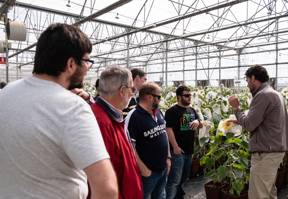 Agricultores de Palencia y Soria visitan nuestro Campus Corteva